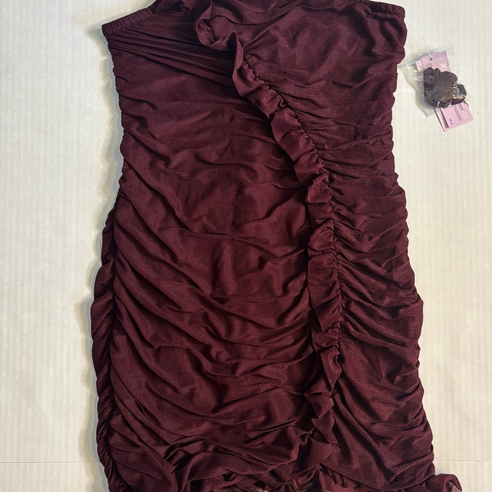Wild Fable Burgundy Ruched Ruffles Mini Bodycon Dress women’s medium